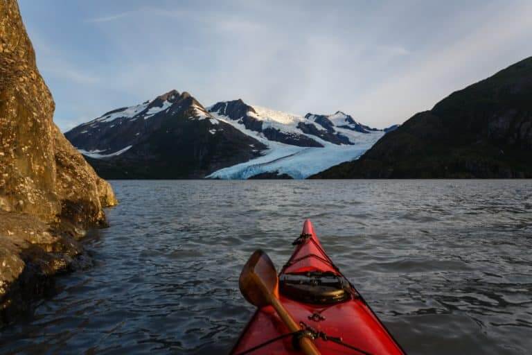 Kayak rentals are available in alaska