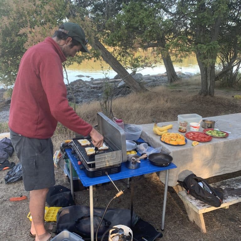 meals are prepared by renters on a guided kayak rental
