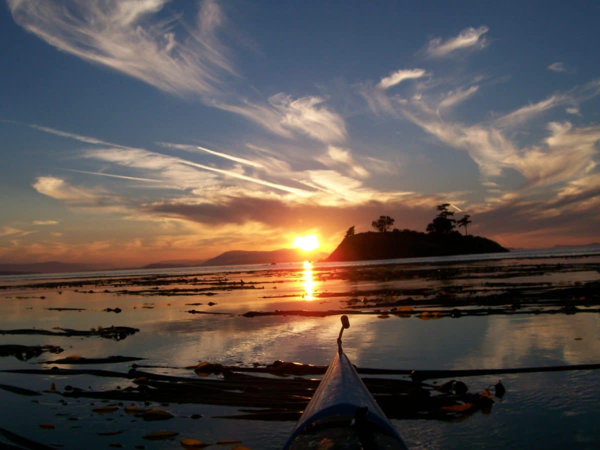 sea kayaking expeditions in san juan islands see sunset